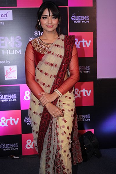 Jia_Shankar_aka_Shreya_Dixit_at_the_launch_of_Queens_Hai_Hum.jpg