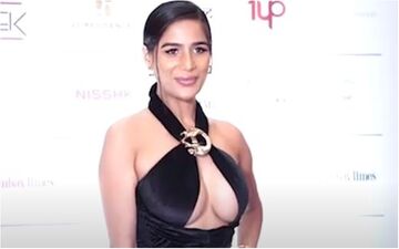 Poonam Pandey Goes Braless; Gets BRUTUALLY Trolled As She Flaunts Her Cleavage In A Bold Front-Cut Black Dress – WATCH VIDEO 
