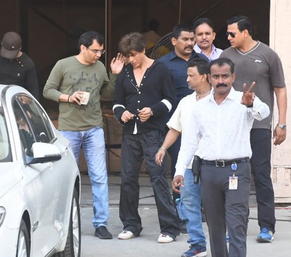 Shahrukh Khan On The Sets Of Zero Shahrukh Khan On The Sets Of Zero