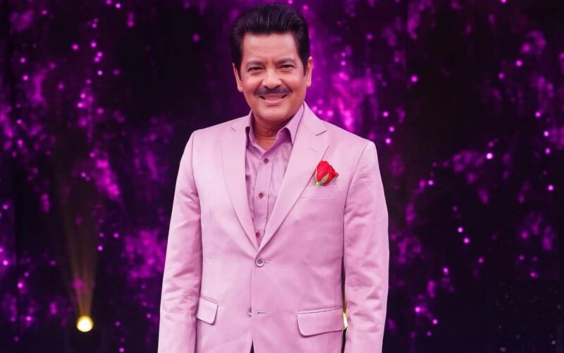 'Udit Ki Pappi Toh Nahi': Udit Narayan Reacts To Viral Videos Of Kissing Female Fans