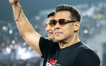 “How Can I Be Lonely When I Have You Guys?”: Salman Khan Shows Love To His Fans After Viral Post 