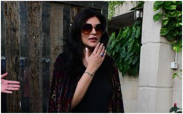 OMG! Sushmita Sen Was Unable To Speak And Smile In Front Of Paps For THIS Reason - WATCH VIDEO 