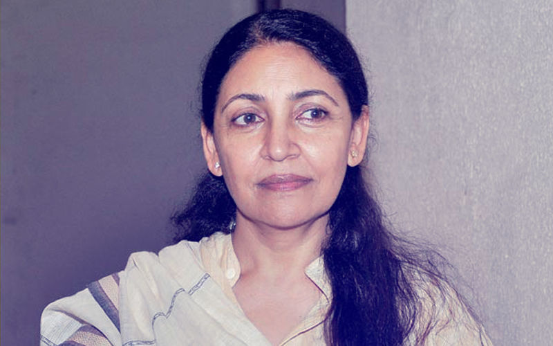 बॉलीवुड एक्ट्रेस दीप्ति नवल को मिली ऑनलाइन धमकी, अगर पैसे नहीं मिले तो लीक कर देगा उनकी ब्राउसिंग हिस्ट्री