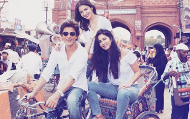 Image result for shahrukh khan rickshaw sawaari with anushka katrina