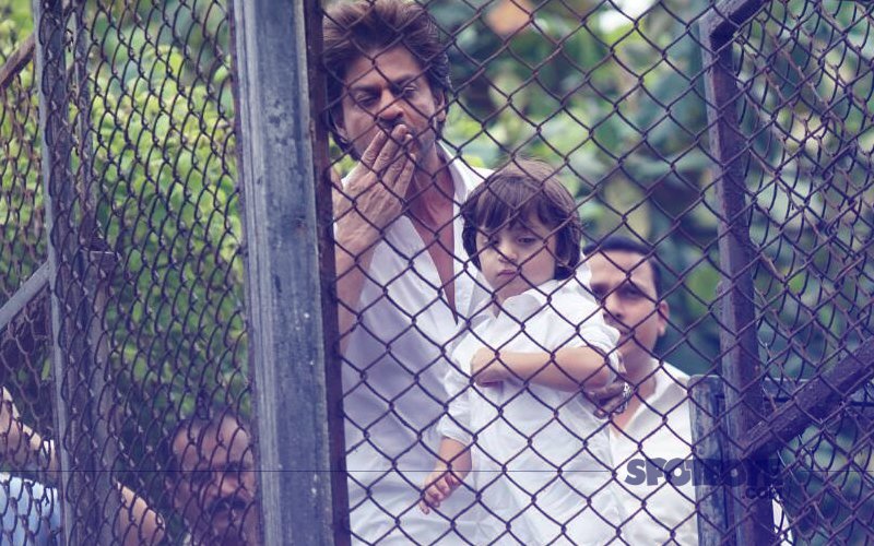 Shah Rukh Khan On Reading Mahabharat To AbRam, Cooking And The Jab Harry Met Sejal Controversy