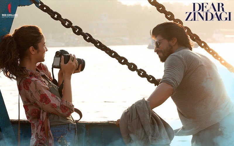 FIRST DAY COLLECTION: Alia-SRK’s Dear Zindagi Gets A STRONG Start At The Box-Office