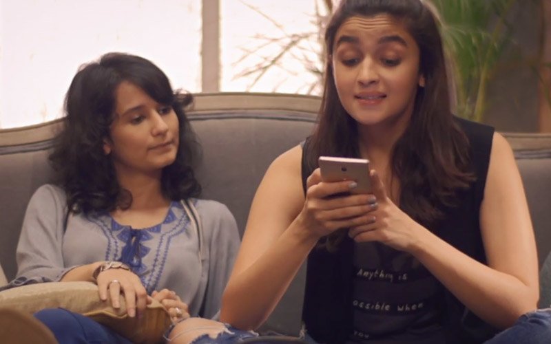 OMG: Now Alia Bhatt Has Joined Tinder To Find A Match In Her Zindagi