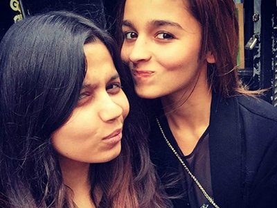 alia-bhatt_with_her_sister.jpg