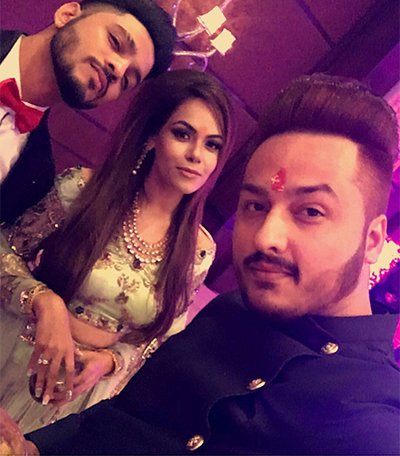 Rapper Raftaar Gets Engaged to Long-Term Girlfriend Komal Vohra