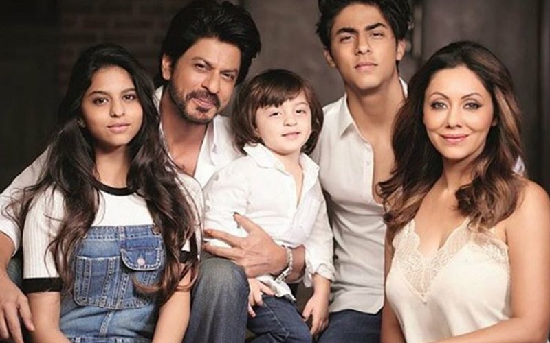 FIRST FAMILY PICTURE: Aryan, Suhana And AbRam Coordinate In Denim With Shah Rukh And Gauri