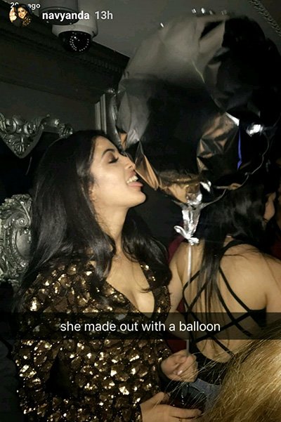 navya naveli nanda birthday celebration 2016 kissing a balloon