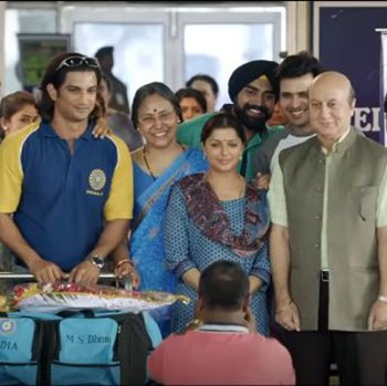 a still from ms dhoni movie