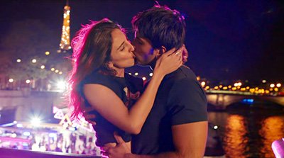 ranveer singh and vaani kapoor smooching befikre