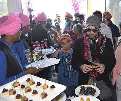 nitin mukesh arrives in udaipur