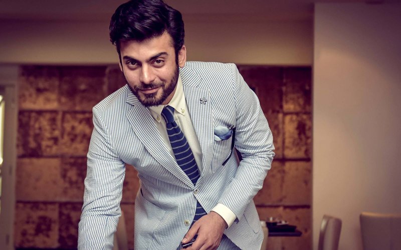 Fawad Khan Plans To Catch Up With His Bollywood Friends!