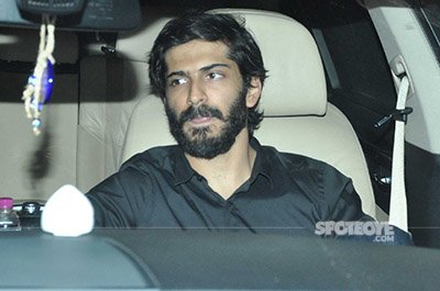 harshvardhan kapoor snapped at karan johars valentines party