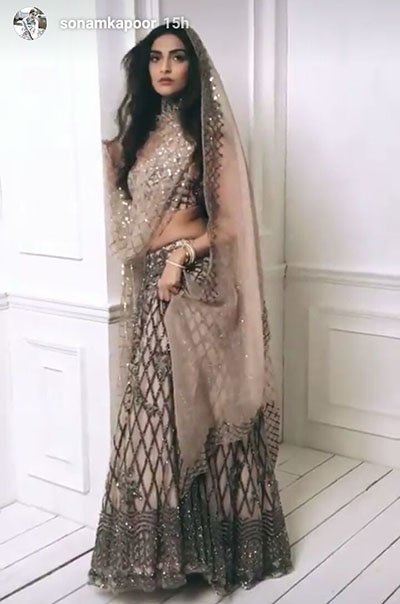 sonam kapoor in indian wear hot photoshoot