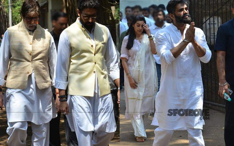 Amitabh & Abhishek Bachchan At Suniel Shetty's Father Veerappa’s Funeral