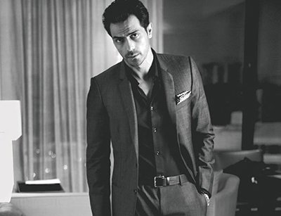 arjun rampal sexy looking