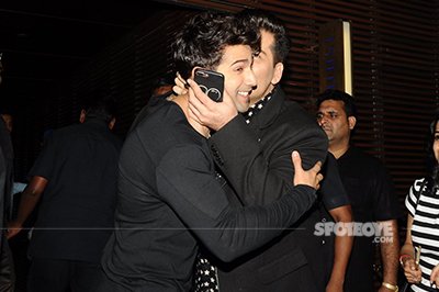 karan johar kissing varun dhawan at badrinath ki dulhania success bash