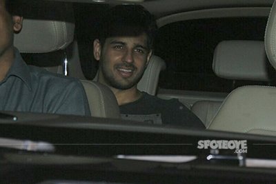 sidharth malhotra spotted at phillauri screening