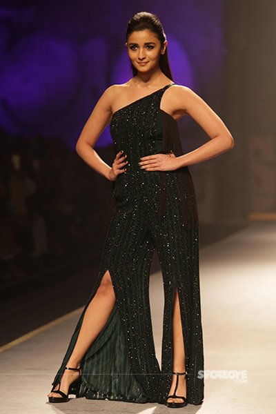 alia bhatt at the aifw fashion show in new delhi