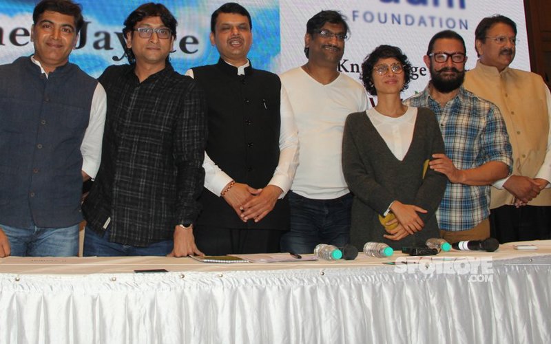 Aamir Khan And Kiran Rao Join CM Devendra Fadnavis To Announce The Paani Foundation Awards