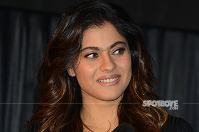 Kajolinherfamousunibrowataproductlauchbyolay.jpg