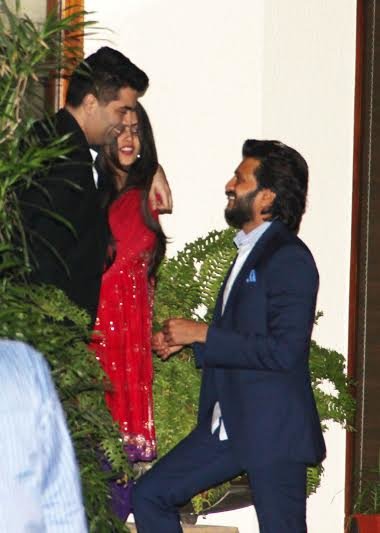 karan johar with riteish and genelia at the party