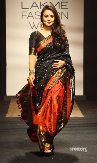 preity zinta at lakme fashion week