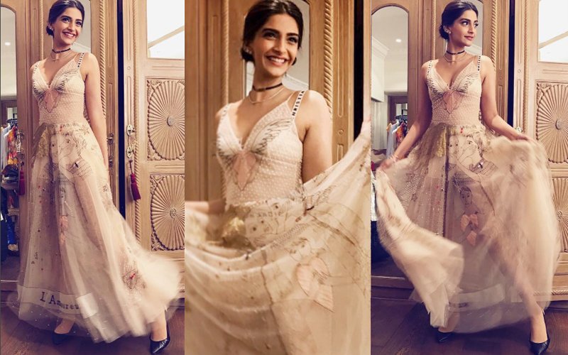 Is Sonam Kapoor Seeking Style Advice From Tarot Cards?