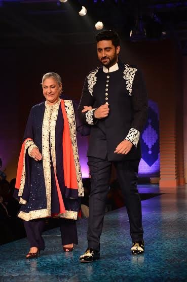 abhishek bachchan and jaya bachchan manish malhotra s fashions how
