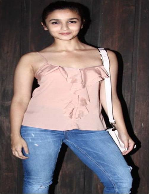 alia bhatt at queen success bash