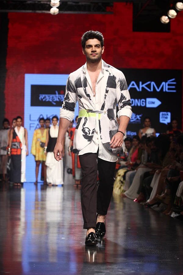 sooraj pancholi turned showstopper for masaba gupta at lakme fashion week 2015
