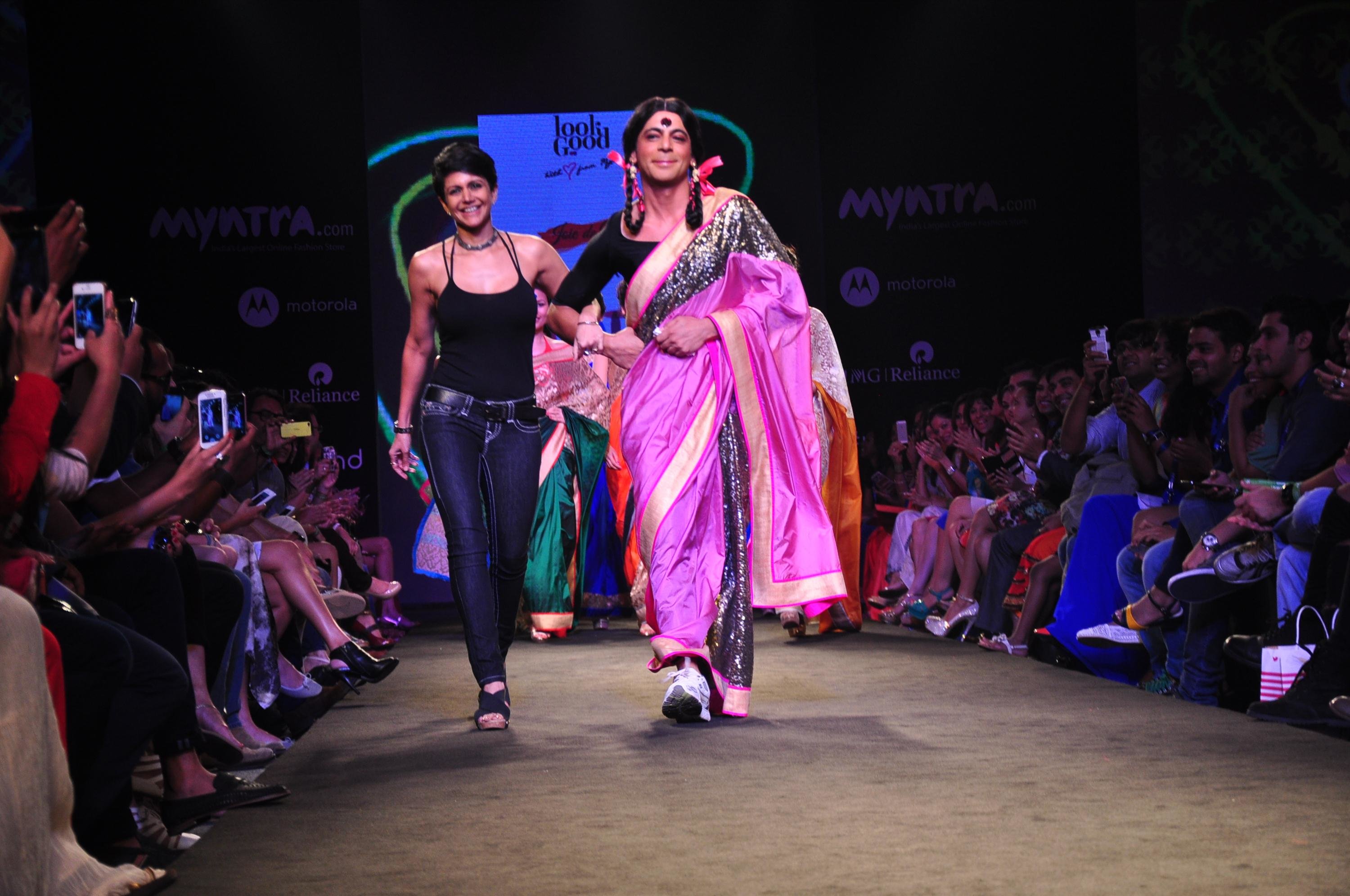 mandira s sari collection showcased by showstopper guthi aka sunil grover