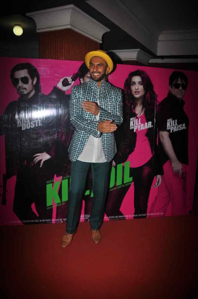 ranveer singh wore a ashish n soni outfit for kill dil screening