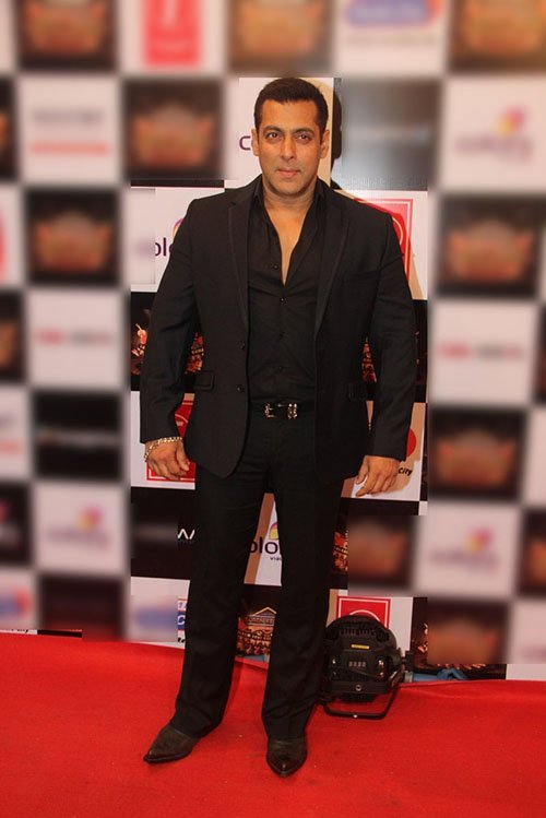 salman khan in all black suit at an musical event