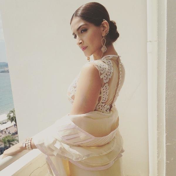 sonam kapoor s earrings added glam to the cannes look