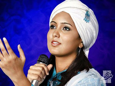 singer harshdeep kaur during a performance