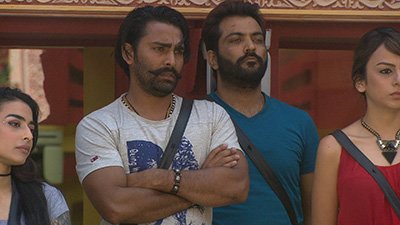 Manu_and_Manveer_object_to_Rohan_decision_Bigg_Boss_10.jpg