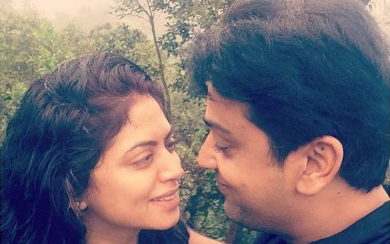 TV Hottie Kavita Kaushik To Wed Boyfriend In Snow!