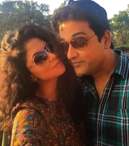 kavita kaushik and ronnit biswas