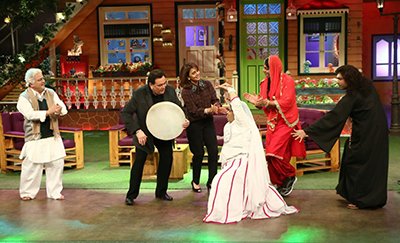 rishi kapoor palying dafali on kapil sharma show