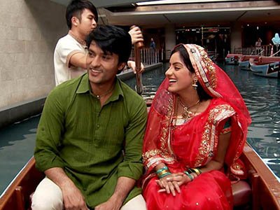 anas rashid as his onscreen character sooraj rati in a still from diya aur bati hum