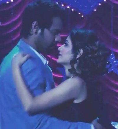 shabbir and sriti in a still from kumkum bhagya