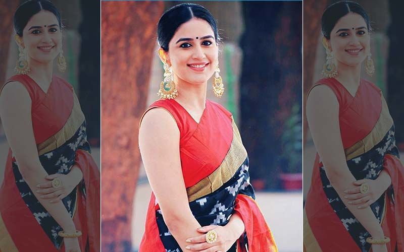 #SareeTwitter: Vaidehi Parshurami Follows Swwapnil Joshi’s #SareeTwitter Trend