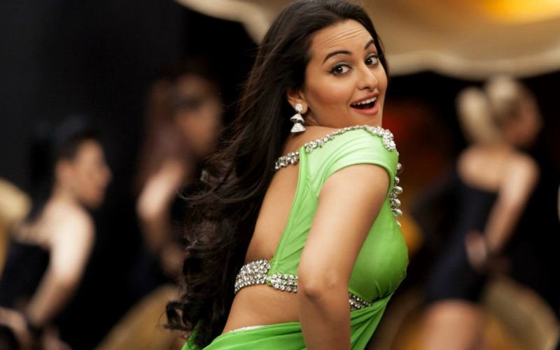 Check out Sonakshi’s ‘Sunny Deol’ dance