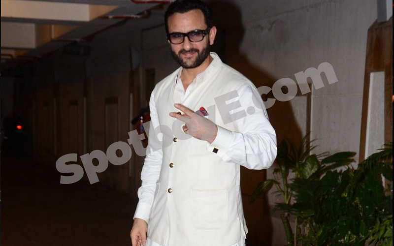 Video: Saif poses with son Ibrahim while daughter Sara covers her face dodges media