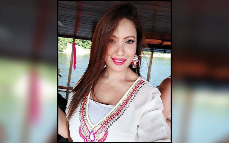 Munmun Dutta Ka Sex - TMKOC's Munmun Dutta Gets ANGRY At Paparazzi For Passing Unpleasant  Comments; Says, 'Jo Behuda Peeche Se Comments Karte Hain Sunai Deta Hai'