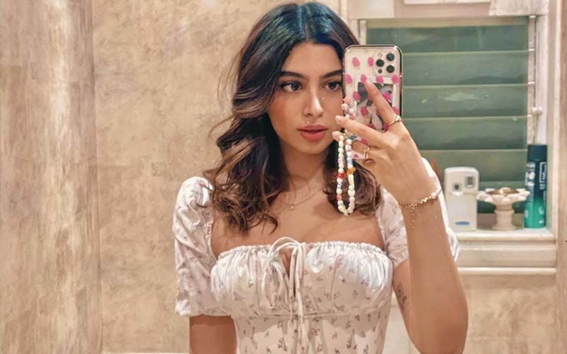 Khushi Kapoor Wows Internet In A Yellow Co-ord Set; Father Boney Kapoor, Sisters Janhvi Kapoor-Anshula’s Reaction Is Simply Unmissable-SEE PICS